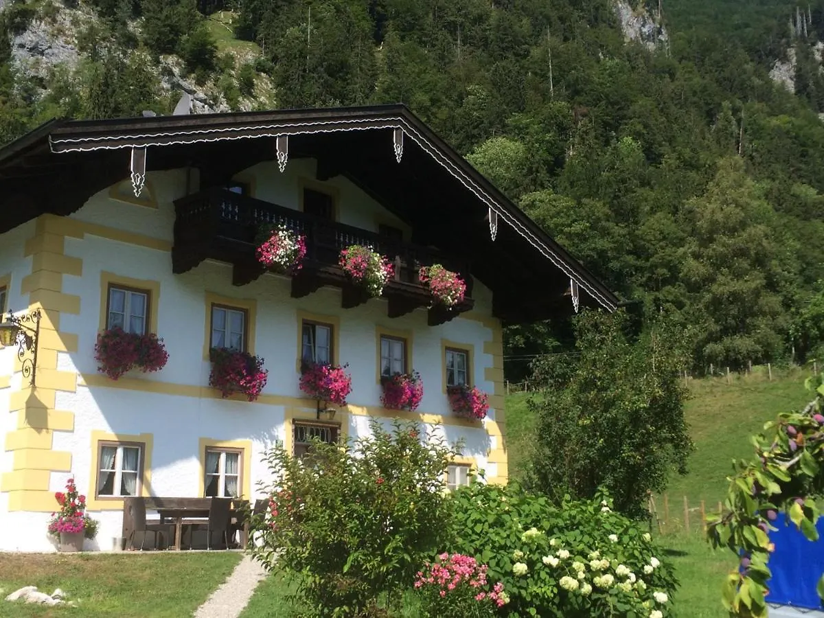 Ferienwohnungen Landinger Aschau im Chiemgau Apartment