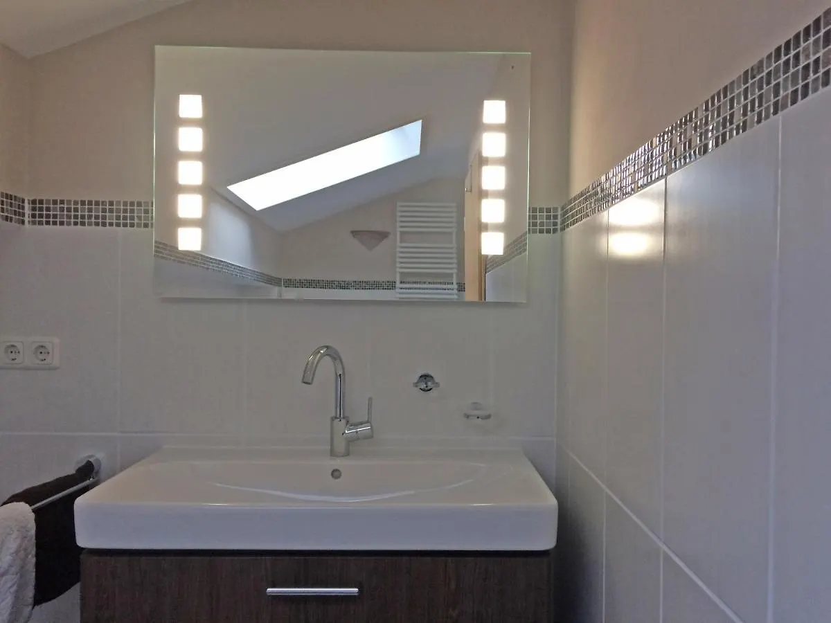 Ferienwohnungen Landinger Aschau im Chiemgau Apartment